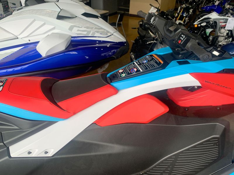 New 2025 Yamaha JETBLASTER DLX (2UP) Image 8