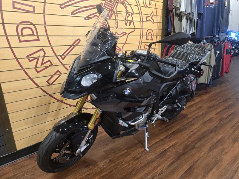 New 2019 BMW S 1000 XR Image 3