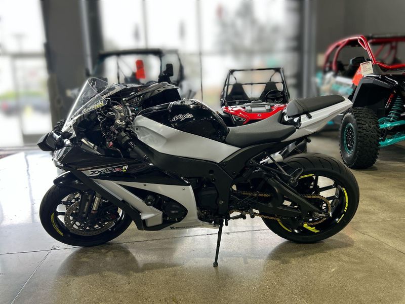 2013 Kawasaki NINJA ZX10R Image 16