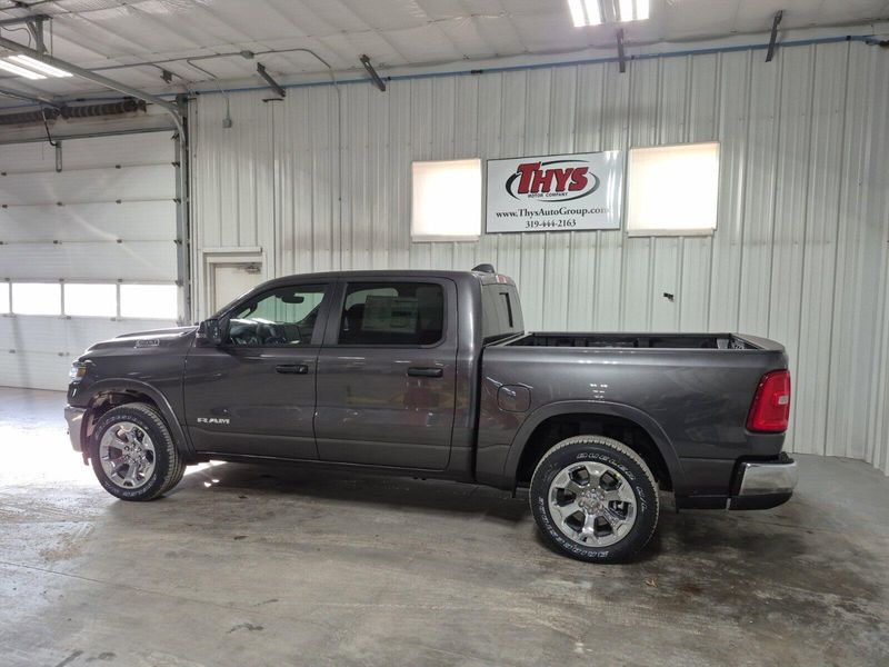 2025 RAM 1500 Big Horn Crew Cab 4x4 5