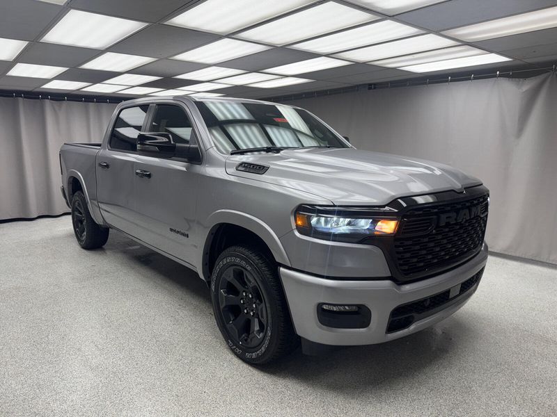 2025 RAM 1500 Big Horn Crew Cab 4x4 5