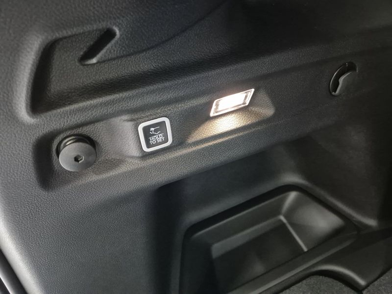 2025 Jeep Grand Cherokee L Altitude X 4x4Image 18