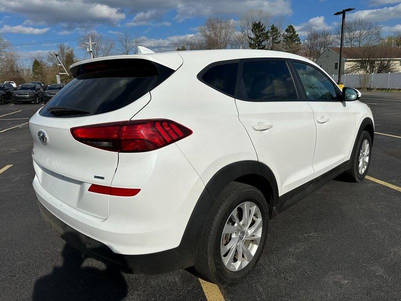 2020 Hyundai Tucson SEImage 10