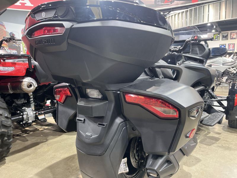 New 2024 Can-Am SPYDER F3 LIMITED (SE6) Image 17