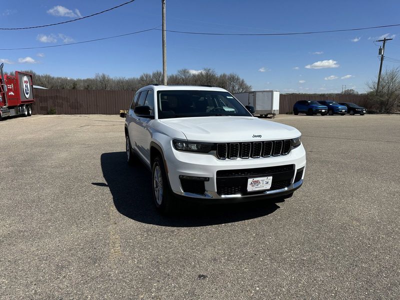 2022 Jeep Grand Cherokee L LimitedImage 2