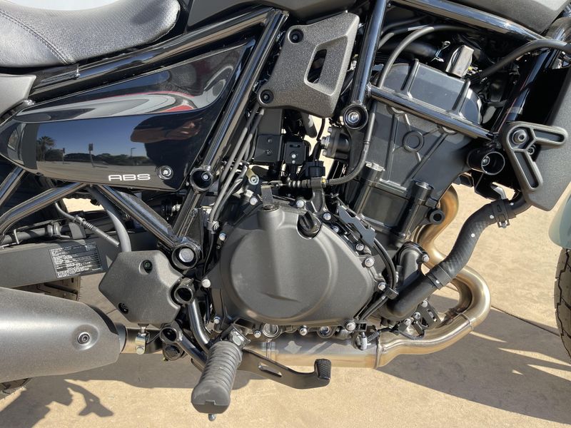2025 Kawasaki ELIMINATOR SE ABS Image 14