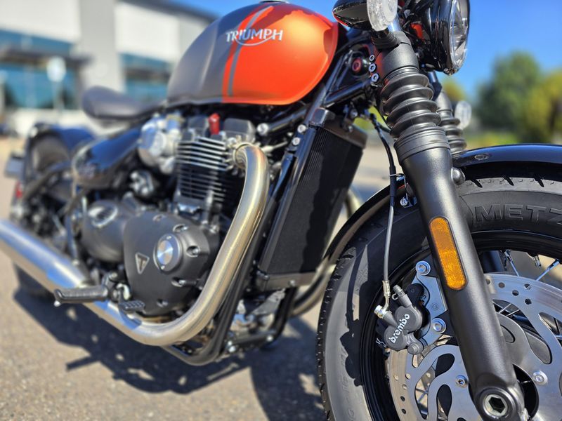 New 2025 Triumph BONNEVILLE BOBBER 
