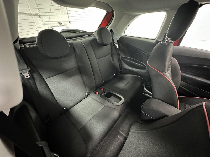 New 2024 Fiat 500e Inspi(red)Image 17