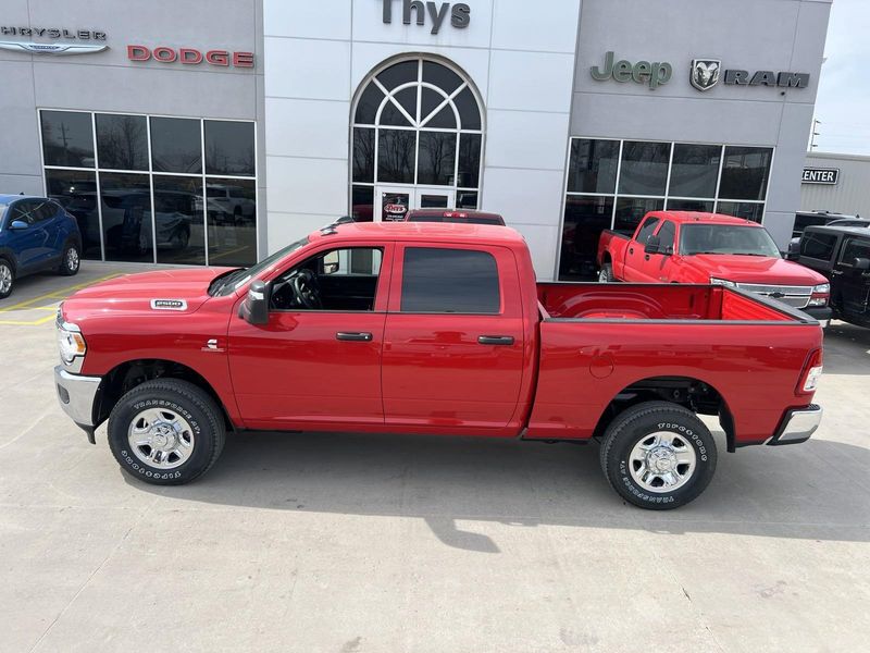 2024 RAM 2500 Tradesman Crew Cab 4x4 6