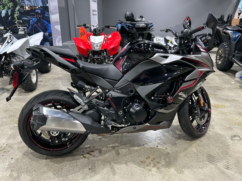 Used 2024 Kawasaki NINJA 1000SX ABS Image 11