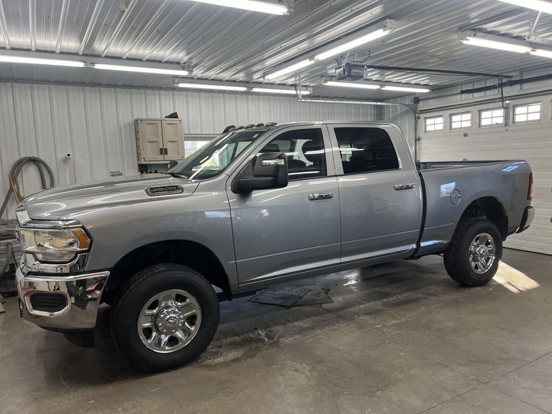 2024 RAM 2500 TradesmanImage 2