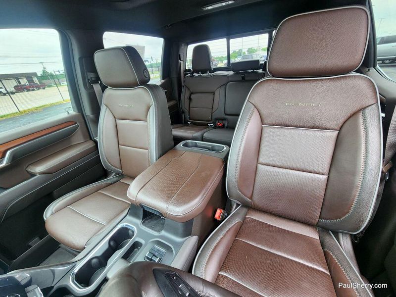 2023 GMC Sierra 1500 DenaliImage 28