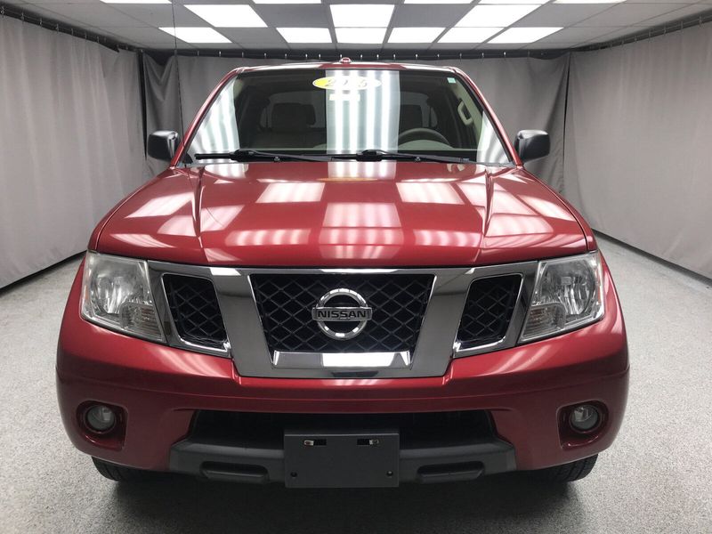 2015 Nissan Frontier SVImage 18