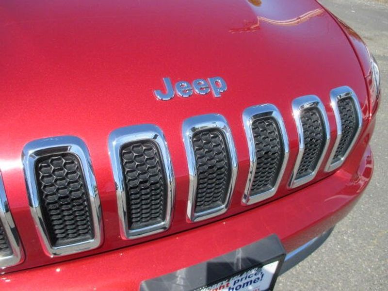 Used 2015 Jeep Cherokee LimitedImage 4