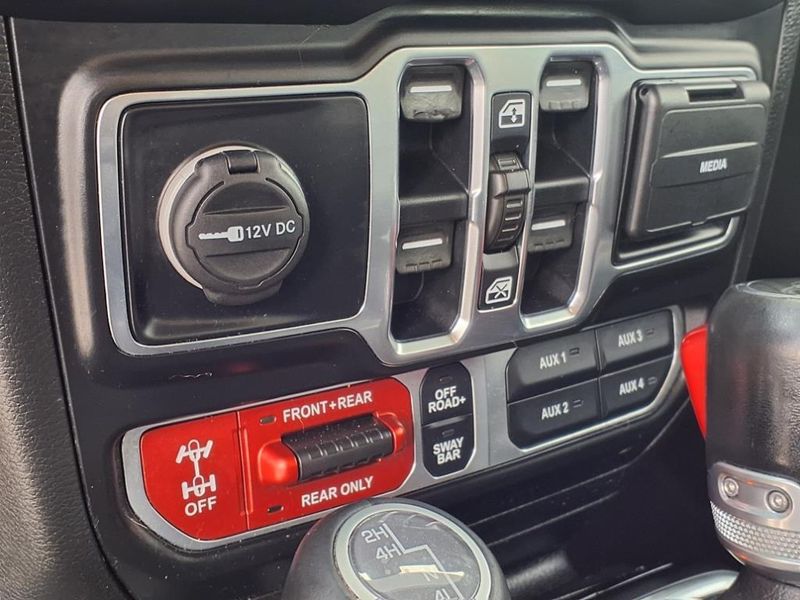 Used 2020 Jeep Gladiator RubiconImage 23