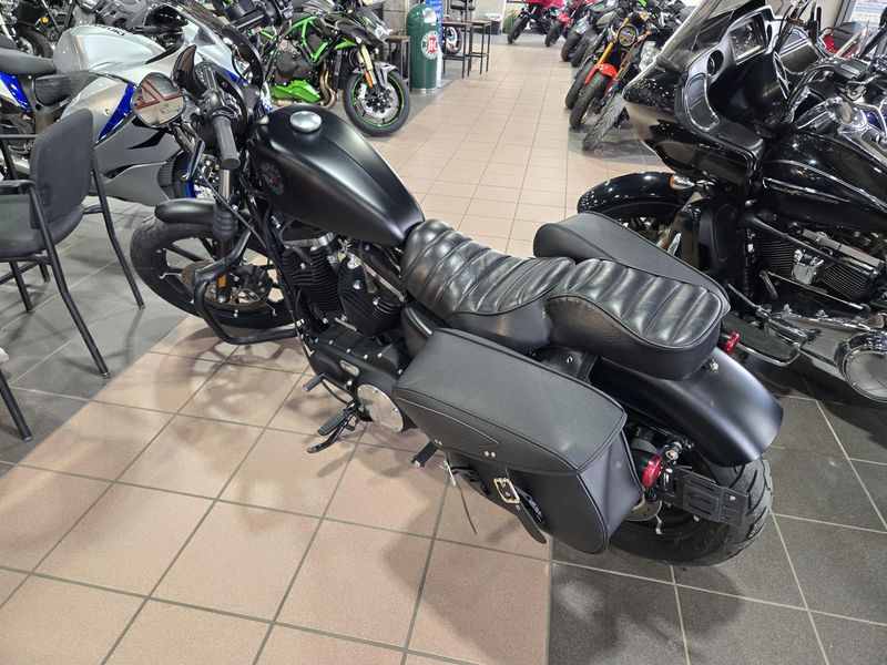 2022 HARLEY SPORTSTER IRON 883 Image 5