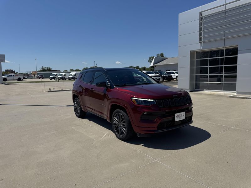 Used 2022 Jeep Compass High AltitudeImage 2