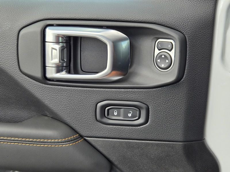 New 2025 Jeep Wrangler 4-door Sahara