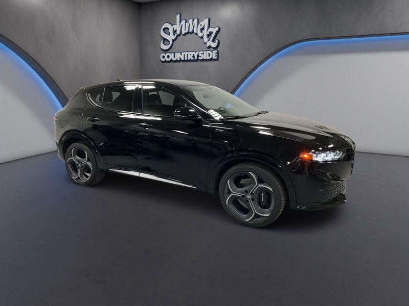 New 2026 Alfa Romeo Tonale Sport Speciale AwdImage 2