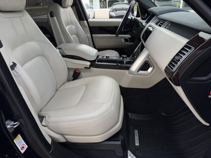 2018 Land Rover Range Rover 5.0L V8 SuperchargedImage 21