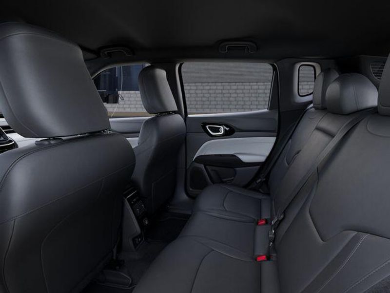 New 2026 Jeep Compass Limited 4x4Image 23