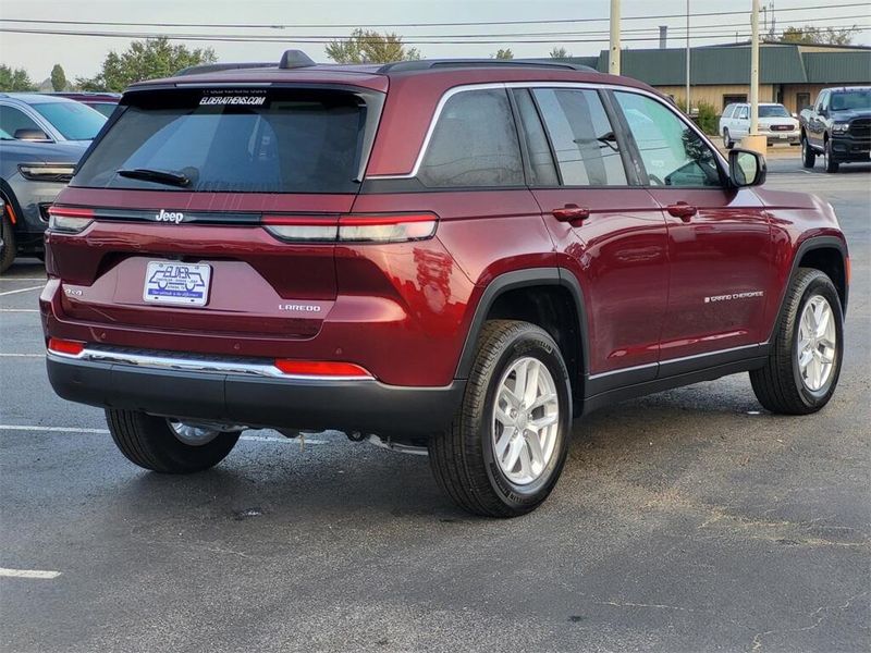 2025 Jeep Grand Cherokee Laredo X 4x4Image 6