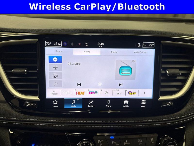 2025 Chrysler Pacifica Select AwdImage 12