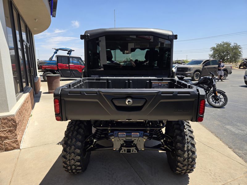 2025 Can-Am DEFENDER MAX LIMITED CAB HD10 DESERT TAN AND STEALTH BLACK Image 8