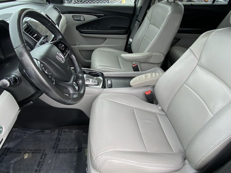 Used 2019 Honda Pilot TouringImage 17