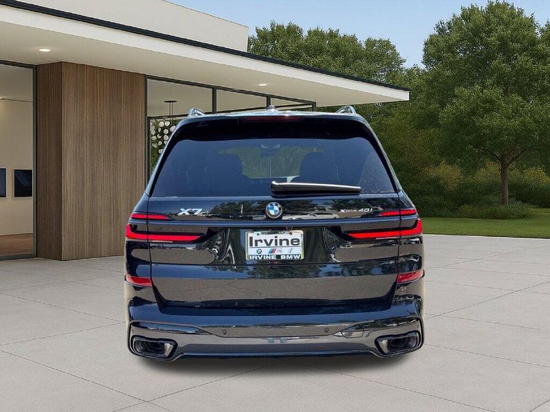 New 2027 BMW X7 xDrive40iImage 10