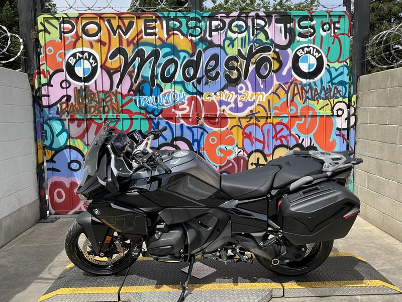 New 2026 BMW R 1300 RT Image 8