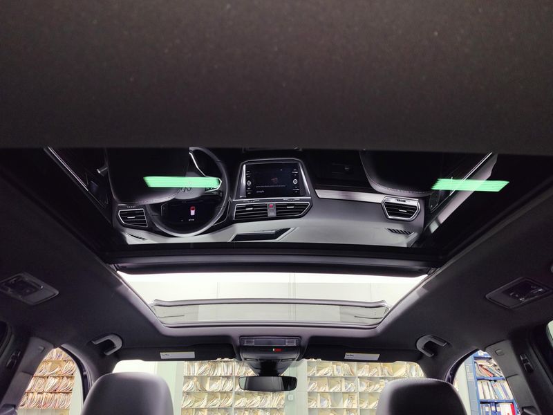 Used 2024 Volkswagen Tiguan AWD SEL R-Line w/Sunroof/NavImage 7