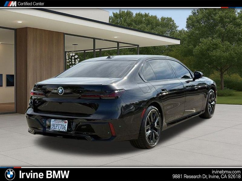 Used 2023 BMW 7 Series 740iImage 8