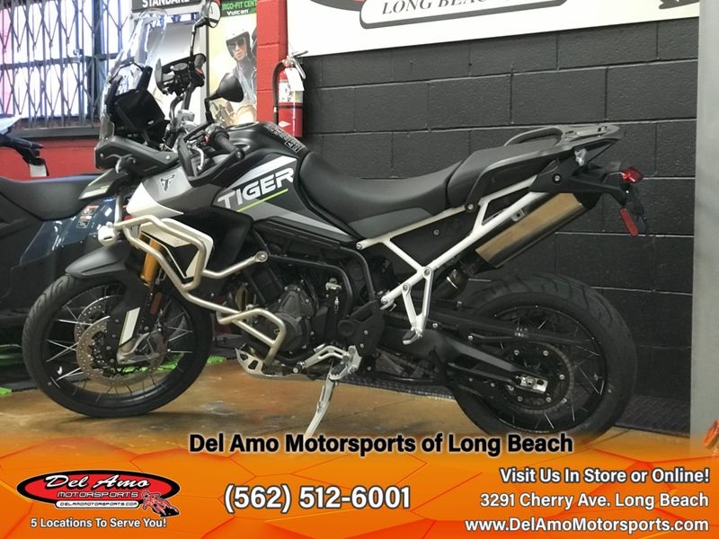 2024 Triumph TIGER 900 RALLY ARAGON EDITION  in a MATTE PHANTOM BLACK/MATTE GRAPHITE exterior color. Del Amo Motorsports of Long Beach (562) 362-3160 delamomotorsports.com 