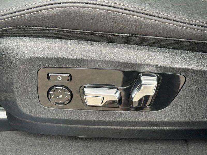 New 2026 BMW X5 sDrive40iImage 18