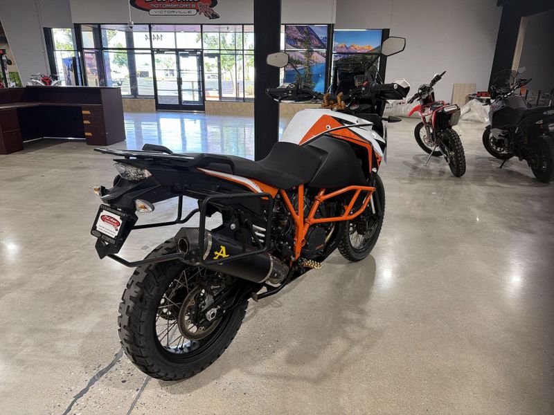 Used 2020 KTM 1290 SUPER ADVENTURE R  in a WHITE/ ORANGE exterior color. Victorville Del Amo Motorsports 760-241-7387 delamomotorsportsofvictorville.com 