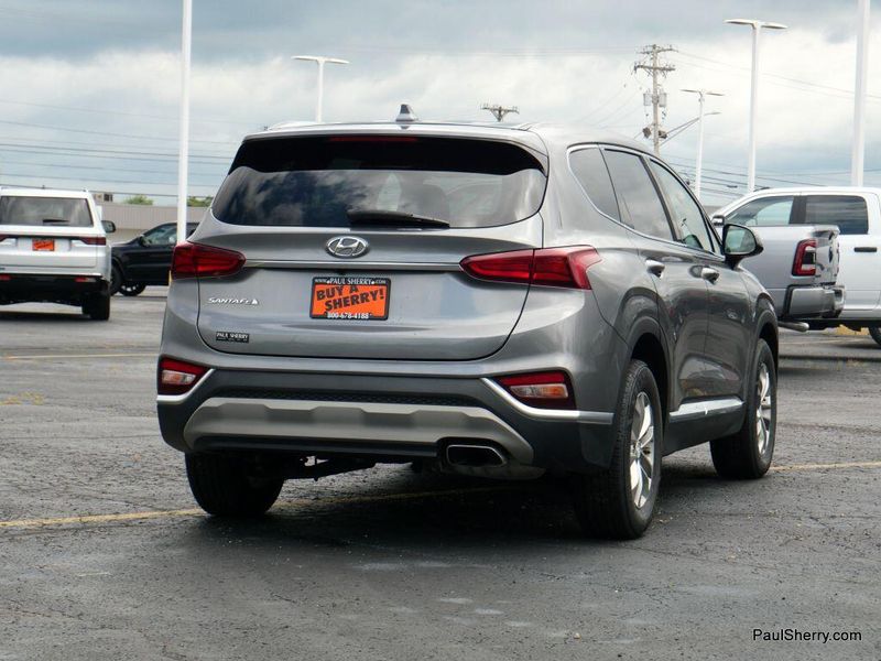 Used 2019 Hyundai Santa Fe SELImage 13
