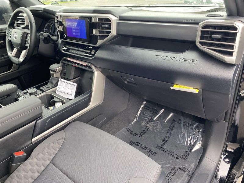 2025 Toyota Tundra SR5Image 9