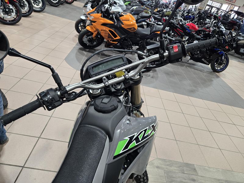 2025 Kawasaki KLX 300 BATTLE GRAYImage 9