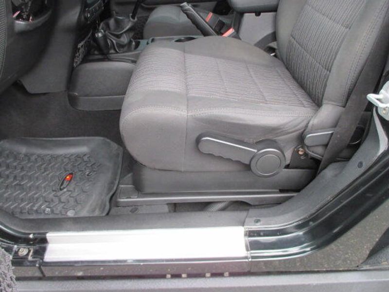 Used 2012 Jeep Wrangler JK SportImage 15