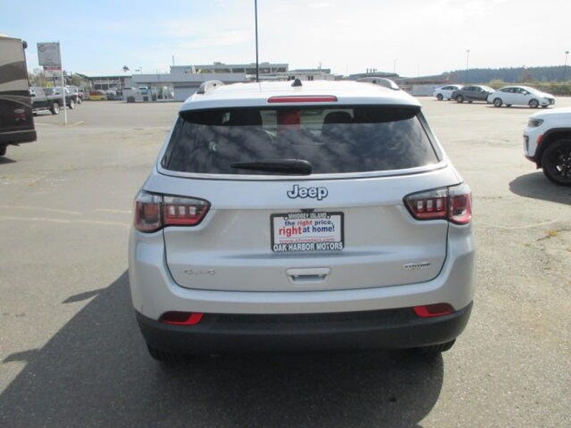 Used 2024 Jeep Compass LatitudeImage 8