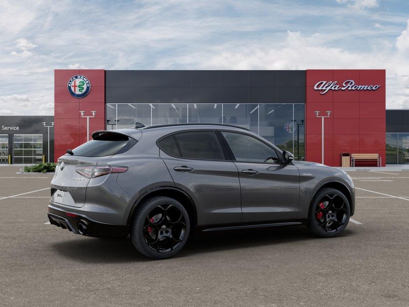 New 2025 Alfa Romeo Stelvio AwdImage 28