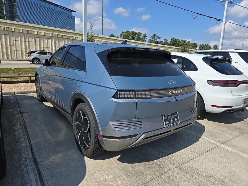 Used 2023 Hyundai IONIQ 5 LimitedImage 4