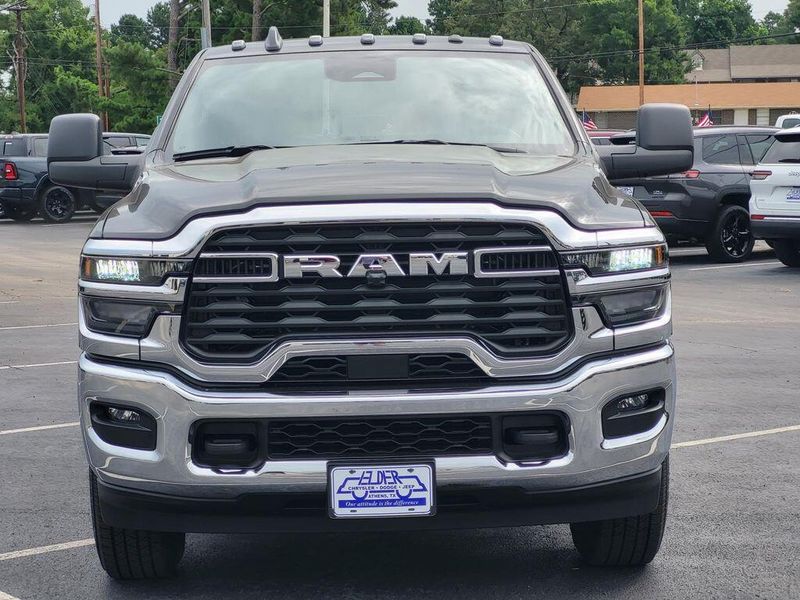 2025 RAM 2500 Tradesman Crew Cab 4x4 6