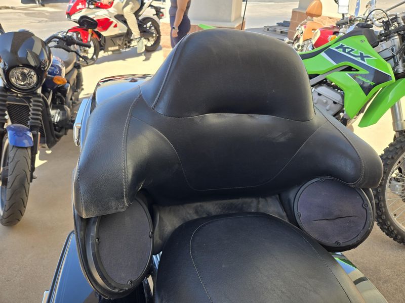 USED 2018 HARLEY ELECTRA GLIDE ULTRA CLASSIC Image 16