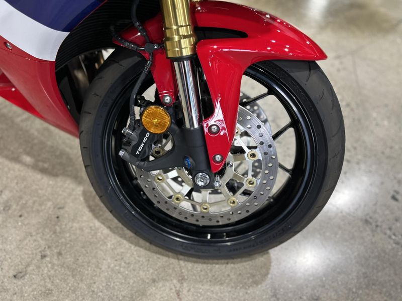 Used 2024 Honda CBR600RR Image 11