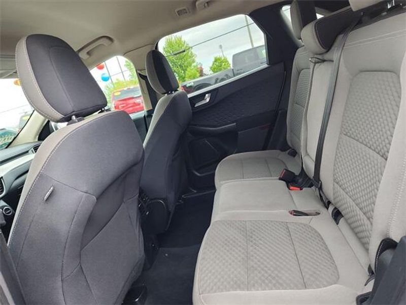 2020 Ford Escape SEImage 26