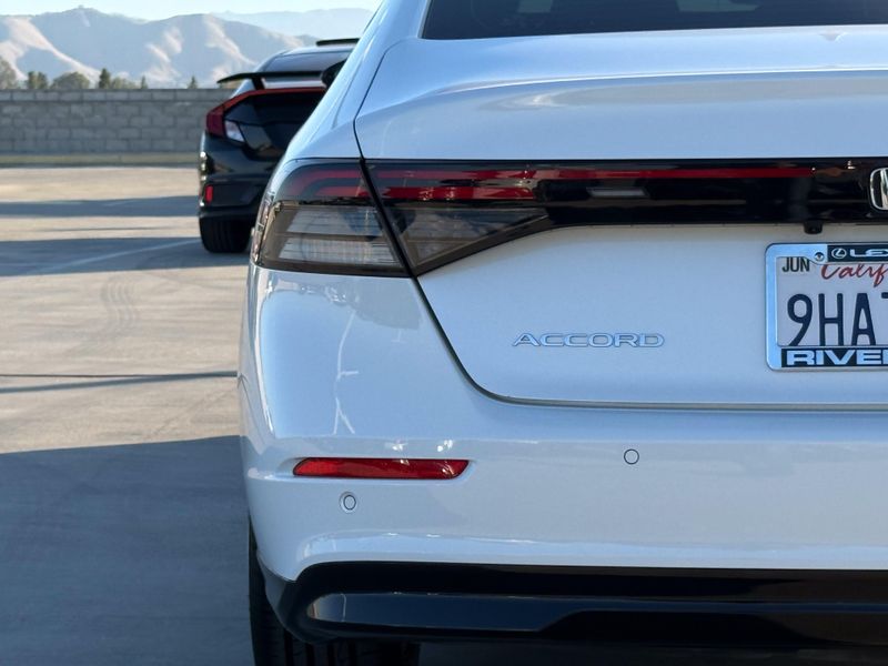 Used 2023 Honda Accord Hybrid EX-LImage 14