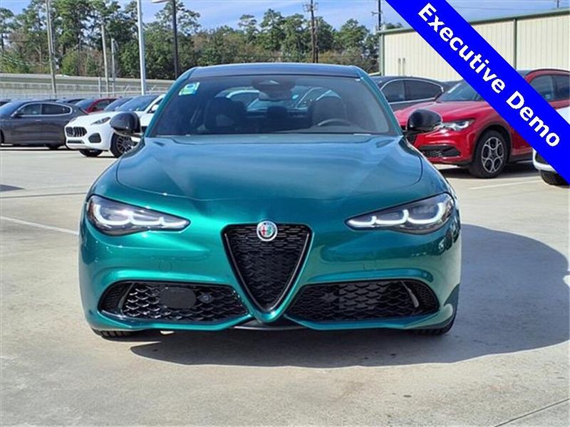 2025 Alfa Romeo Giulia VeloceImage 5