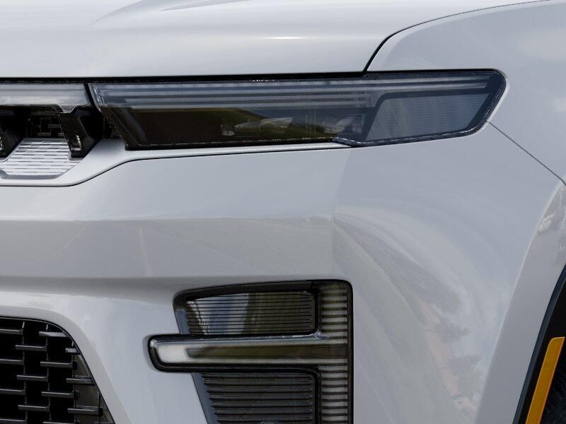 2026 Jeep Grand Wagoneer 4x4Image 10